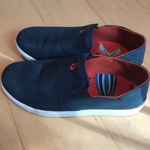 Boys olukai shoes navy